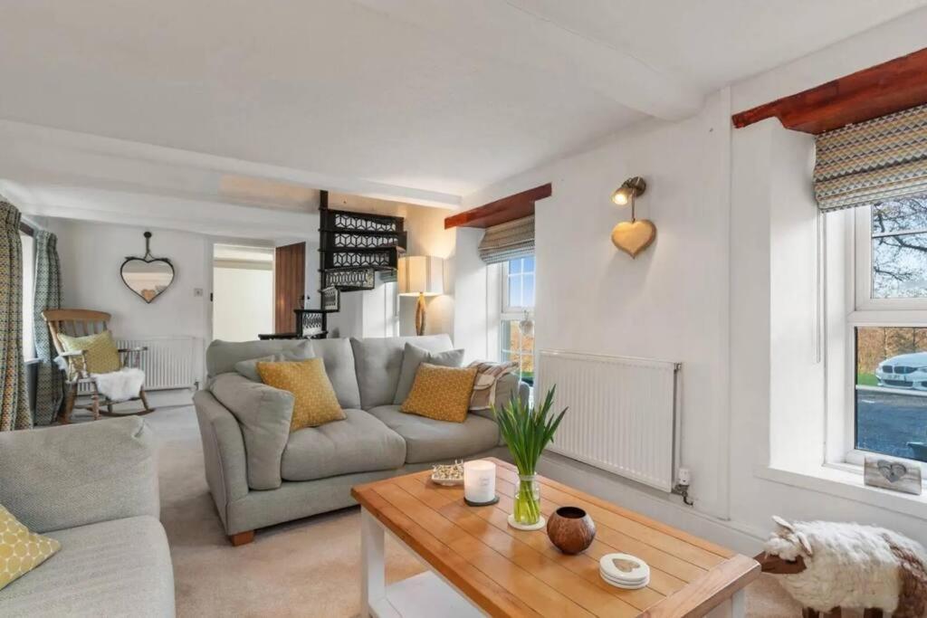 Buttercup Villa ซอนเดอร์สฟุต ภายนอก รูปภาพ